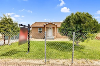 1003 Sterling Rd, Bakersfield, CA 93306
