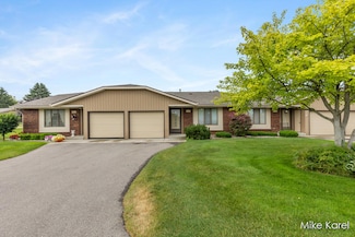 666 Waterview Ct SW, Grandville, MI 49418