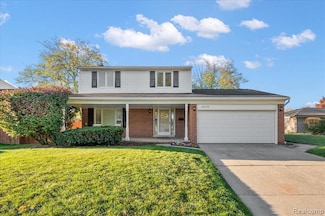 40649 Rinaldi Dr, Sterling Heights, MI 48313