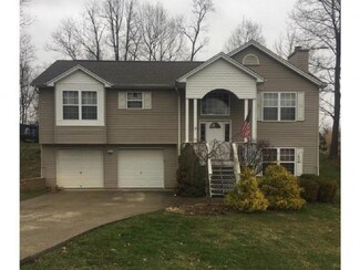 20560 Alpine Dr, Lawrenceburg, IN 47025