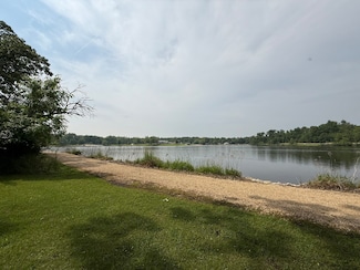 23-141 Woodhaven Lakes, Sublette, IL 61367