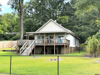 15777 County Road 4260d, Henderson, TX 75654
