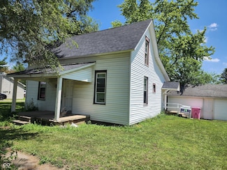 403 N Main St, Linden, IN 47955