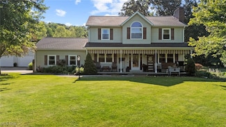 1281 Tall Timber Rd NE, New Philadelphia, OH 44663