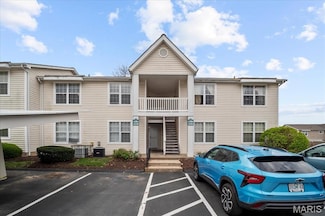 4304 Inlet Isle Dr Unit 7, Florissant, MO 63034
