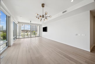 2047 Westcreek Ln Unit 505, Houston, TX 77027