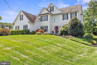 833 Stonybrook Ln, Lewisberry, PA 17339