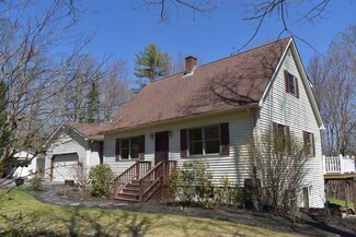 31 Ruby Ridge Rd, Winthrop, ME 04364