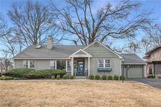 6224 Howe Dr, Fairway, KS 66205