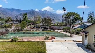 2221 Sinaloa Ave, Altadena, CA 91001