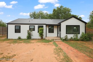 204 Chestnut St, Ropesville, TX 79358