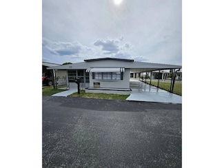 753 W Main St, Haines City, FL 33844