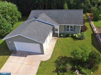 117 Deerwood Dr Unit 4A, Gilbert, MN 55741