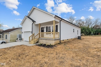 1307 Whitsett St, Burlington, NC 27215