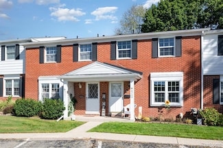 6723 Andersonville Rd Unit E42, Clarkston, MI 48346