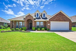 8004 Bonito Dr, Arlington, TX 76002