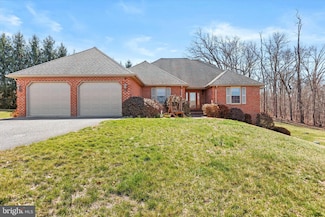 6500 Cabot Rd, Dover, PA 17315
