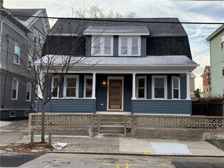 142 Chapin Ave, Providence, RI 02909