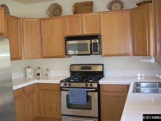 670 Stacie Nicole Ln, Reno, NV 89503