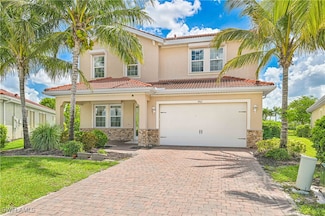 3907 King Williams St, Fort Myers, FL 33916