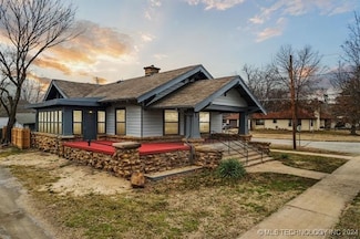 402 S Poplar St, Sapulpa, OK 74066