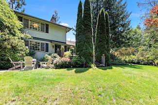 11641 NE Sunset Loop, Bainbridge Island, WA 98110
