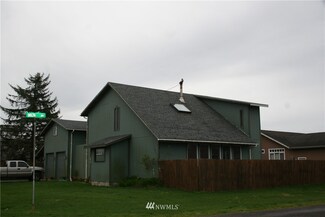 7010 Capt Robert Gray Dr, Ilwaco, WA 98624