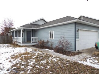 214 10th St, Belgrade, MT 59714
