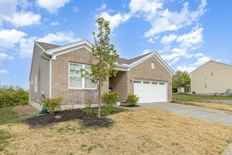 1051 Arbor Springs Dr, Hamilton, OH 45013