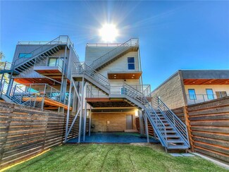 915 NW 8th St, Oklahoma City, OK 73106