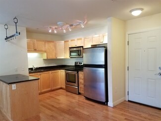 287 Mascoma St Unit 101, Lebanon, NH 03766