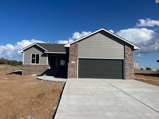 566 Peltiers Way, Pratt, KS 67124