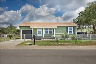 901 E 5th St, Sinton, TX 78387