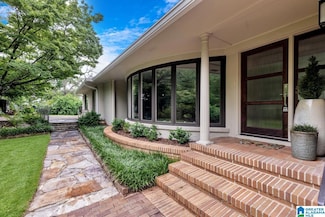 3004 Smyer Rd, Vestavia, AL 35216