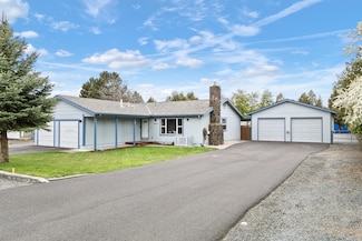 61556 Twin Lakes Loop, Bend, OR 97702