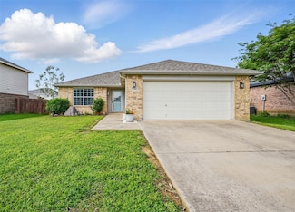 540 Cantebury Park Ln, Ponder, TX 76259