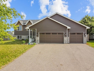 1060 Fillmore Cir NE, Bethel, MN 55005