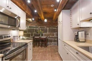 90 Commercial St Unit 1A, Boston, MA 02109