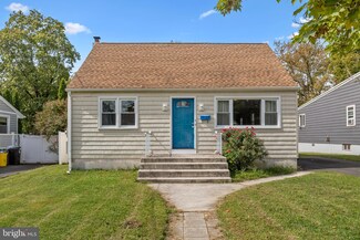 226 Saybrook Ave, Trenton, NJ 08619