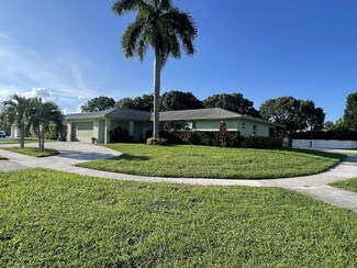 4978 Marbella Rd N, West Palm Beach, FL 33417
