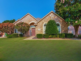 2945 Silvercrest Ln, Grapevine, TX 76051