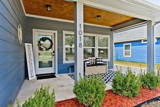 1018 W Chase St, Denison, TX 75020