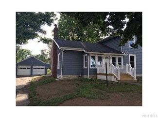 14 Maple Ave, Corfu, NY 14036