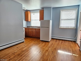 71 E Cherry St, Rahway, NJ 07065