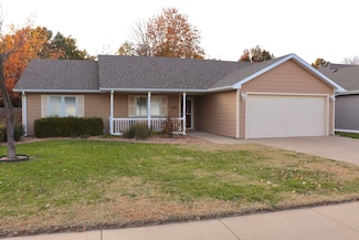 1034 Republic Cir, Salina, KS 67401