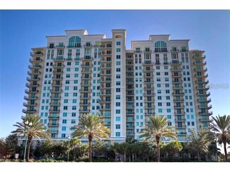 800 N Tamiami Trail Unit 303, Sarasota, FL 34236