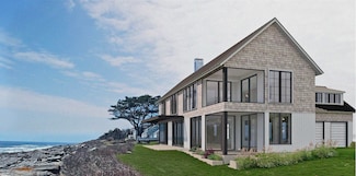 7 Dyer Ln, Cape Elizabeth, ME 04107