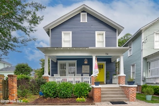 114 N Bonner St, Washington, NC 27889
