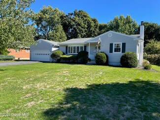 9 Ames Place, Queensbury, NY 12804