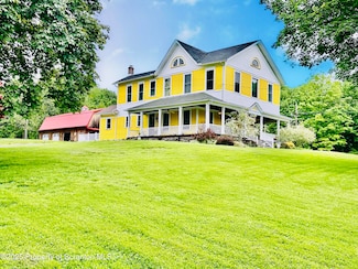 307 Lily Lake Rd, Dalton, PA 18414